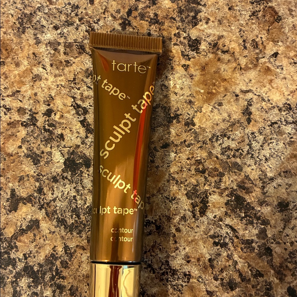 Beauty bundle-Tarte,Tru Skin,Charlotte Tillbury, Blake Brown, Meltoway - Picture 10 of 10